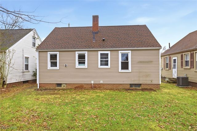 2125 39th Street NW, Canton, OH 44709