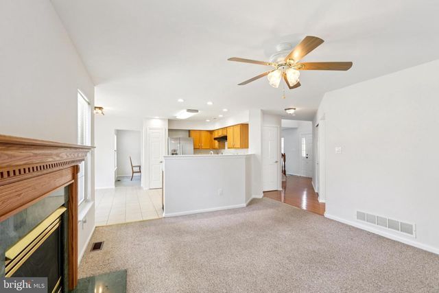 58 WATSON DR, Mount Laurel, NJ 08054