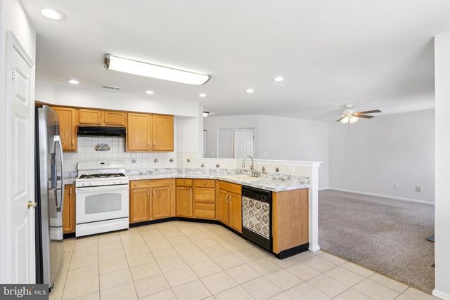 58 WATSON DR, Mount Laurel, NJ 08054