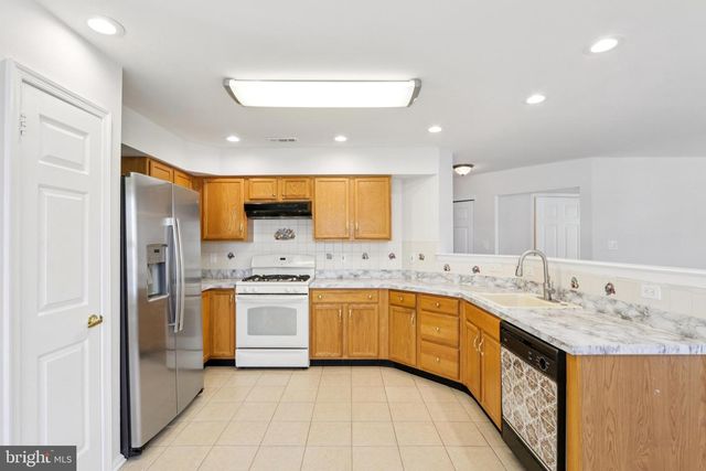 58 WATSON DR, Mount Laurel, NJ 08054