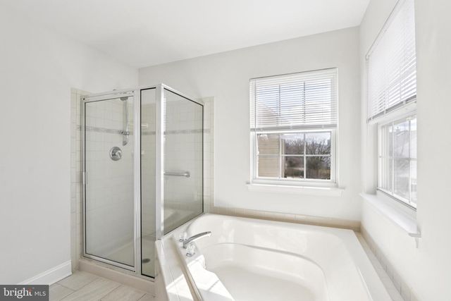 58 WATSON DR, Mount Laurel, NJ 08054