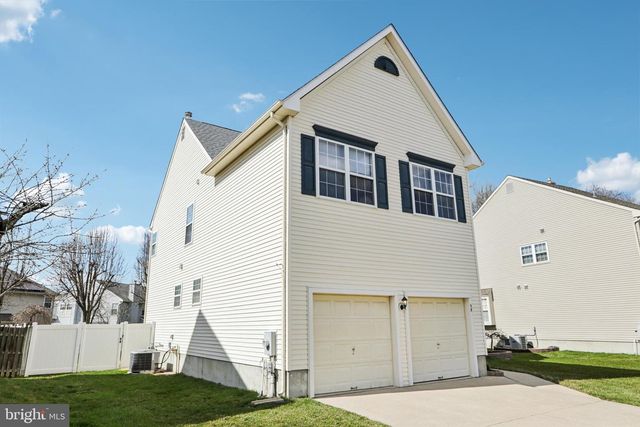 58 WATSON DR, Mount Laurel, NJ 08054