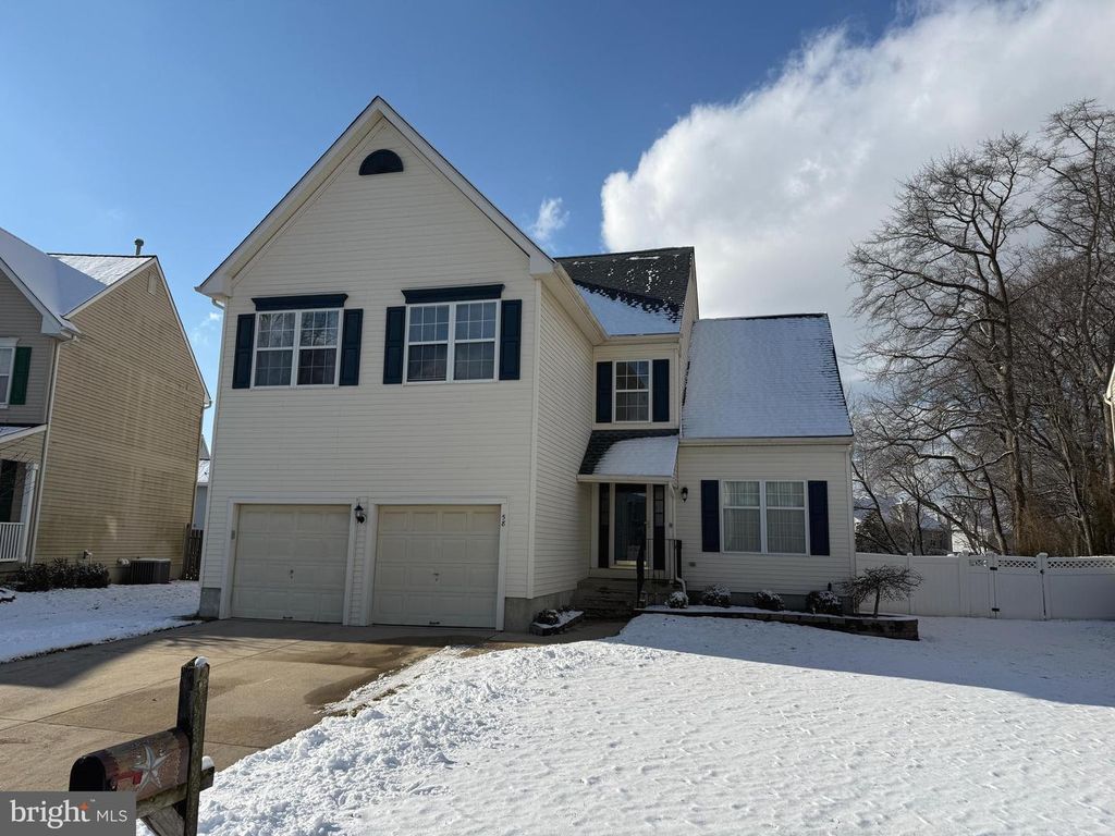 58 WATSON DR, Mount Laurel, NJ 08054