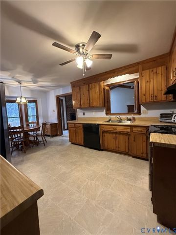 6719 Gateline Dr, North Chesterfield, VA 23234