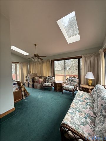 6719 Gateline Dr, North Chesterfield, VA 23234