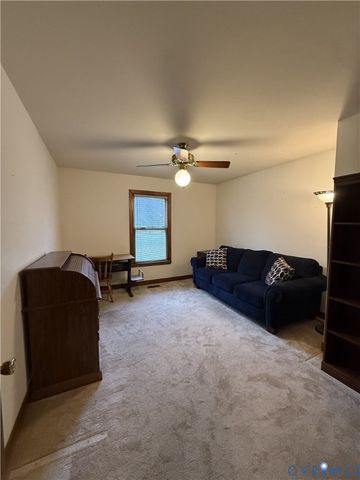 6719 Gateline Dr, North Chesterfield, VA 23234