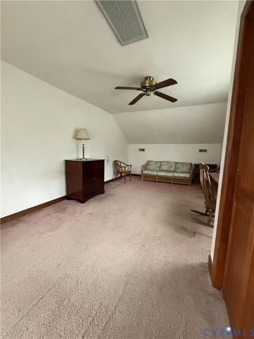 6719 Gateline Dr, North Chesterfield, VA 23234