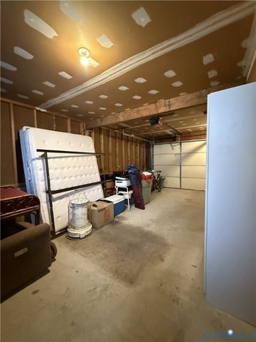 6719 Gateline Dr, North Chesterfield, VA 23234