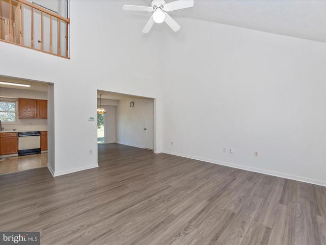 724 SUNNYFIELD LN, Baltimore, MD 21225