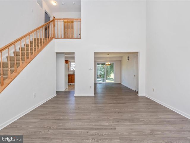 724 SUNNYFIELD LN, Baltimore, MD 21225