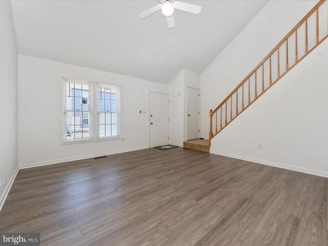 724 SUNNYFIELD LN, Baltimore, MD 21225