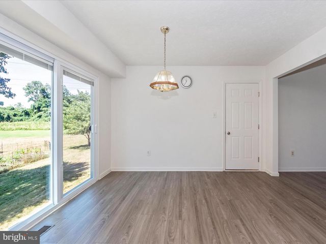 724 SUNNYFIELD LN, Baltimore, MD 21225