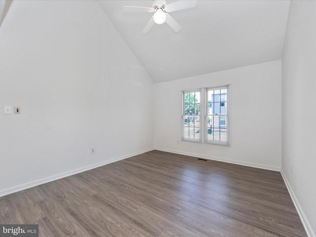 724 SUNNYFIELD LN, Baltimore, MD 21225