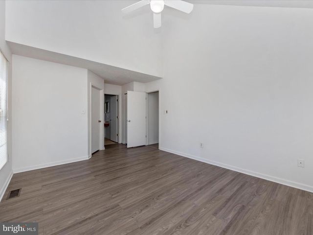 724 SUNNYFIELD LN, Baltimore, MD 21225