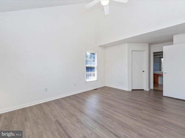 724 SUNNYFIELD LN, Baltimore, MD 21225