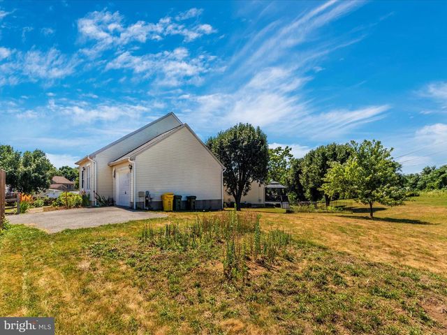 724 SUNNYFIELD LN, Baltimore, MD 21225