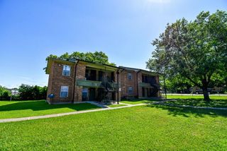 20 S Mechanic St, Bellville, TX 77418