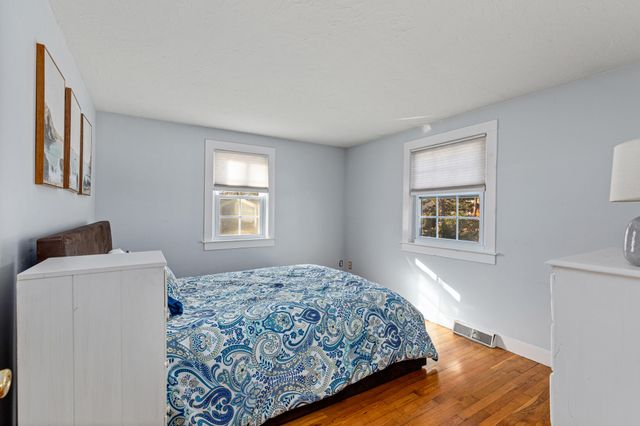 46 Pawkannawkut Drive, South Yarmouth, MA 02664