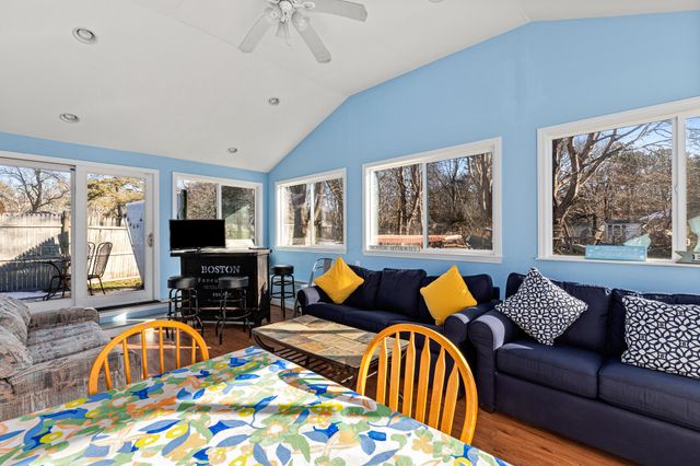 46 Pawkannawkut Drive, South Yarmouth, MA 02664
