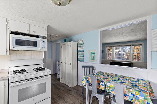 46 Pawkannawkut Drive, South Yarmouth, MA 02664