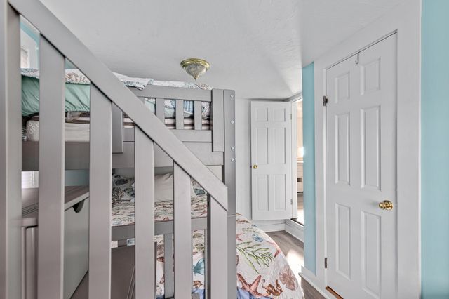 46 Pawkannawkut Drive, South Yarmouth, MA 02664