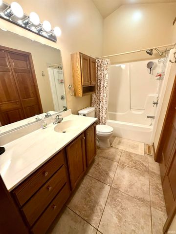12390 Campfire Drive, Granger, IN 46530