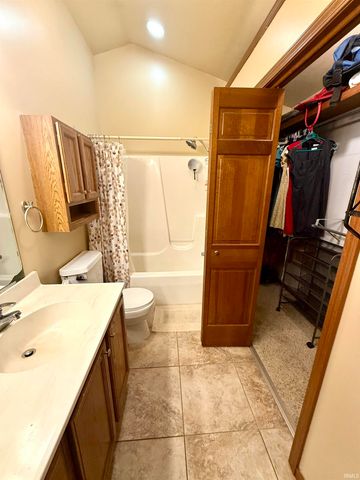 12390 Campfire Drive, Granger, IN 46530
