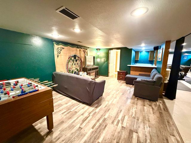 12390 Campfire Drive, Granger, IN 46530