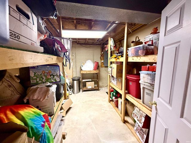 12390 Campfire Drive, Granger, IN 46530