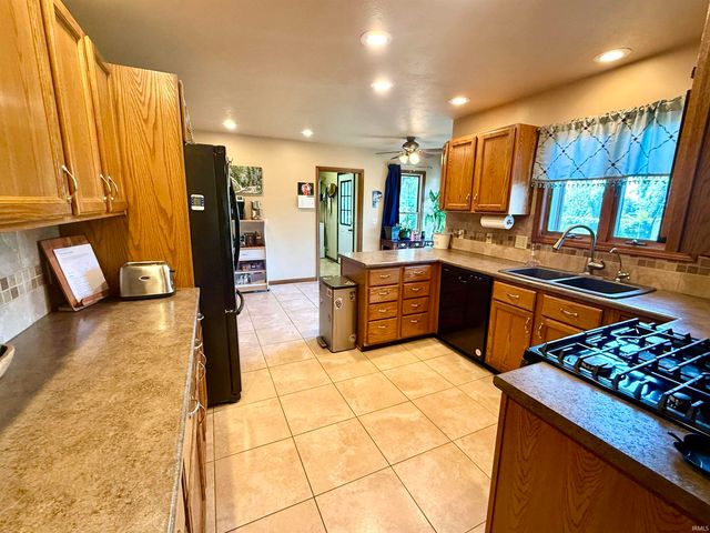 12390 Campfire Drive, Granger, IN 46530