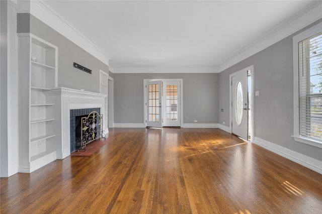 1015 W Walker Street, Denison, TX 75020