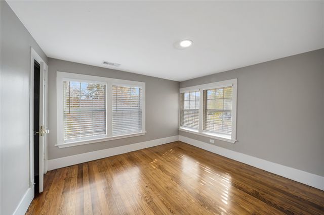 1015 W Walker Street, Denison, TX 75020