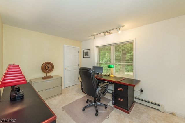 1 Evergreen Dr, Chester Twp., NJ 07930