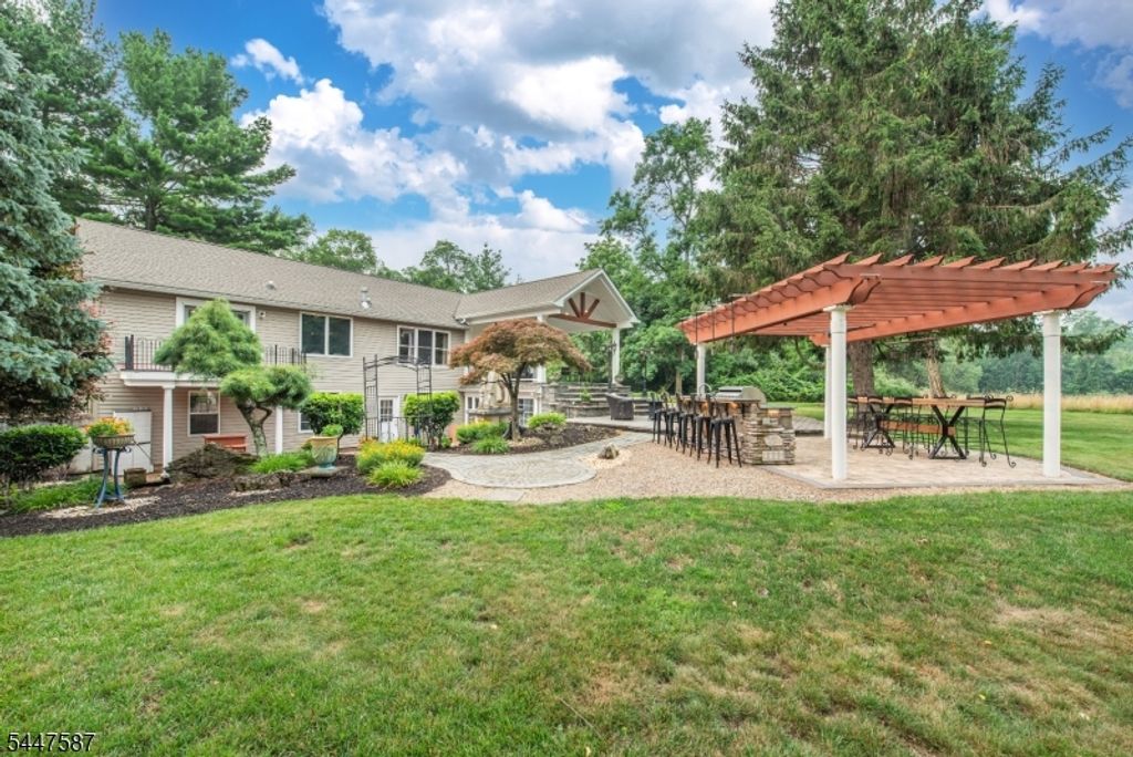 1 Evergreen Dr, Chester Twp., NJ 07930 — photo 2