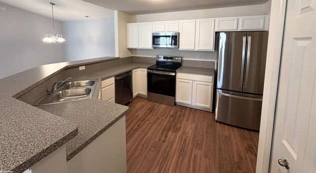 27001 Carrington Place, Harrison Twp, MI 48045