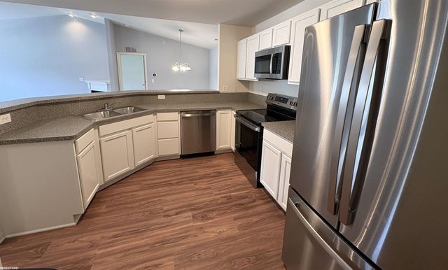 27001 Carrington Place, Harrison Twp, MI 48045