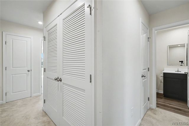 164 South Drive, West Seneca, NY 14218