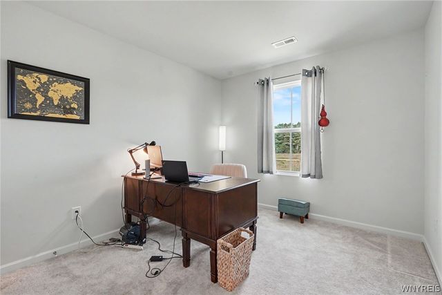 164 South Drive, West Seneca, NY 14218