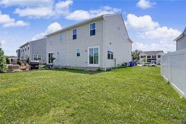 164 South Drive, West Seneca, NY 14218