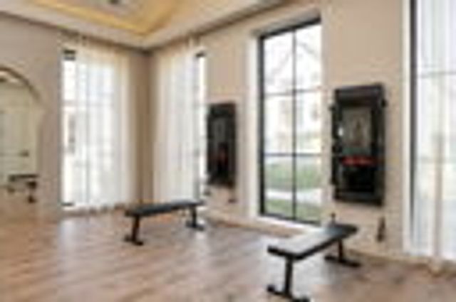 8001 W Belmont Avenue 202, River Grove, IL 60171