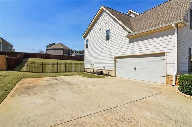 1515 Highland Creek Drive, Monroe, GA 30656