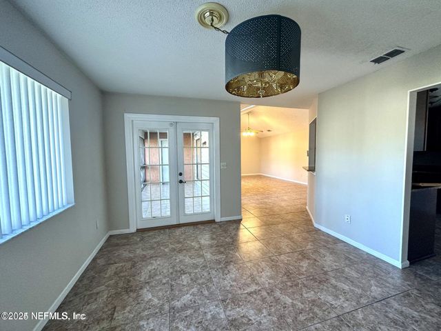 3801 CROWN POINT Road, 3082, Jacksonville, FL 32257