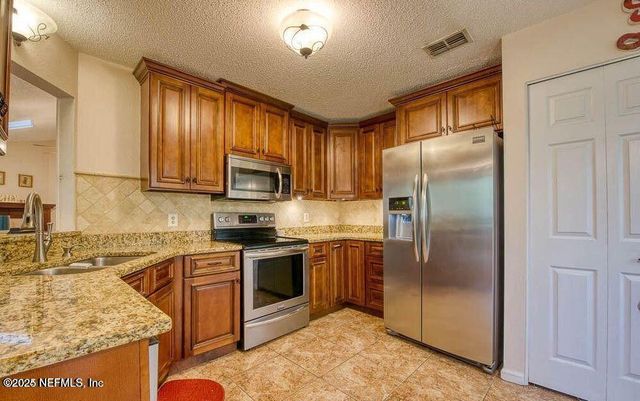 3801 CROWN POINT Road, 3082, Jacksonville, FL 32257