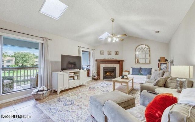 3801 CROWN POINT Road, 3082, Jacksonville, FL 32257