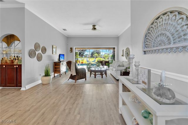 8866 Banyan Cove CIR, Fort Myers, FL 33919