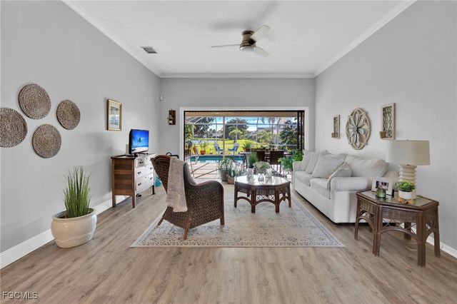 8866 Banyan Cove CIR, Fort Myers, FL 33919