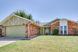 2200 Lazy Brook Trail, Edmond, OK 73013