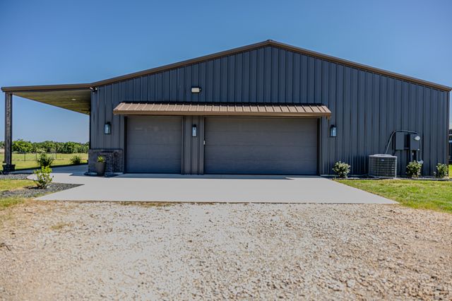 1560 Lacy Drive, Lipan, TX 76462