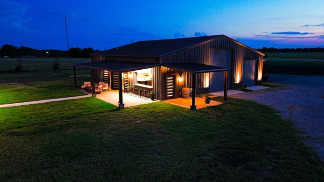 1560 Lacy Drive, Lipan, TX 76462