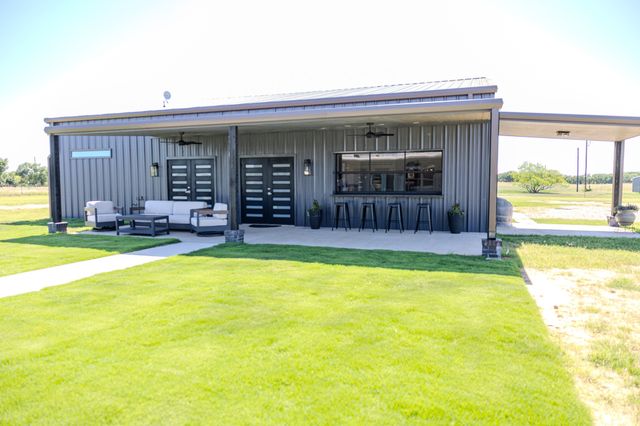 1560 Lacy Drive, Lipan, TX 76462
